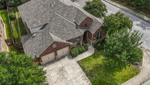 $3,300 | 8718 Silver Rock, San Antonio, TX 78255