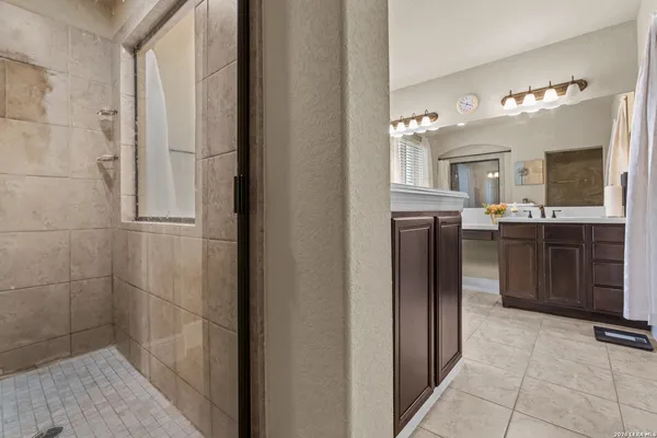 $3,300 | 8718 Silver Rock, San Antonio, TX 78255