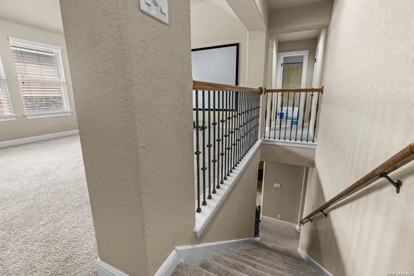 $3,300 | 8718 Silver Rock, San Antonio, TX 78255