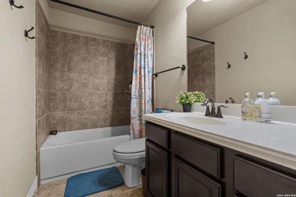 $3,300 | 8718 Silver Rock, San Antonio, TX 78255
