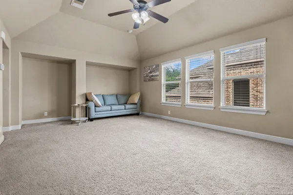 $3,300 | 8718 Silver Rock, San Antonio, TX 78255