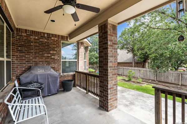 $3,300 | 8718 Silver Rock, San Antonio, TX 78255
