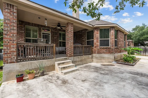 $3,300 | 8718 Silver Rock, San Antonio, TX 78255