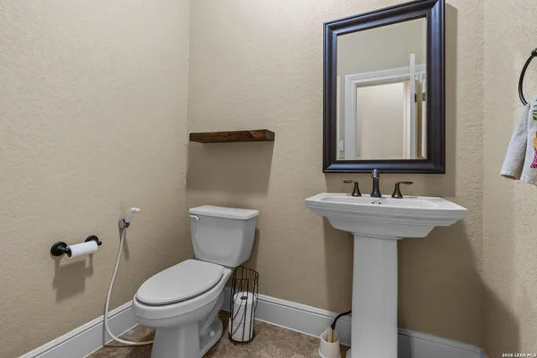 $3,300 | 8718 Silver Rock, San Antonio, TX 78255