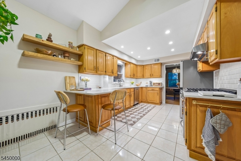 109 Tuscan Road Maplewood, NJ 07040 - Photo 12 of 41