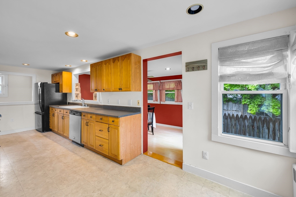 5 1st Avenue Ware, MA 01082 - Photo 10 of 30