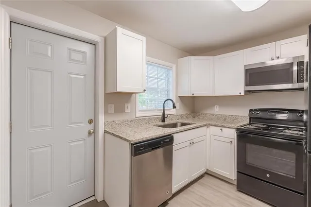 $1,650 | 1376 Westmont Road Southwest, Atlanta, GA 30311