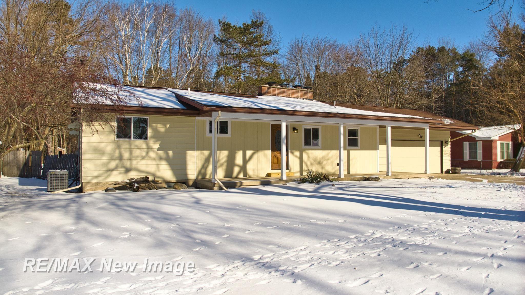 5885 McGrandy Road Bridgeport, MI 48722 - Photo 3 of 77 50199627-720A8ADD-5B07-46AD-99DC-F9EF7160DD45.JPG
