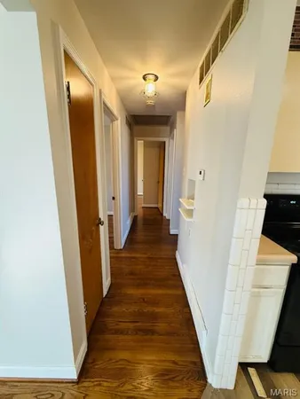 $1,325 | 9720 Gloucester Drive, St. Louis, MO 63137