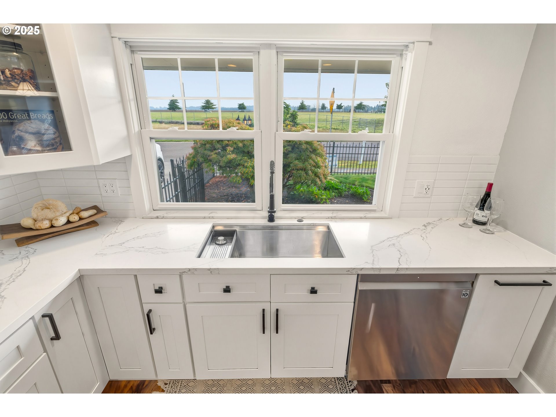 2601 Walker Road Northeast Salem, OR 97305 - Photo 13 of 43 Gallery Image 13