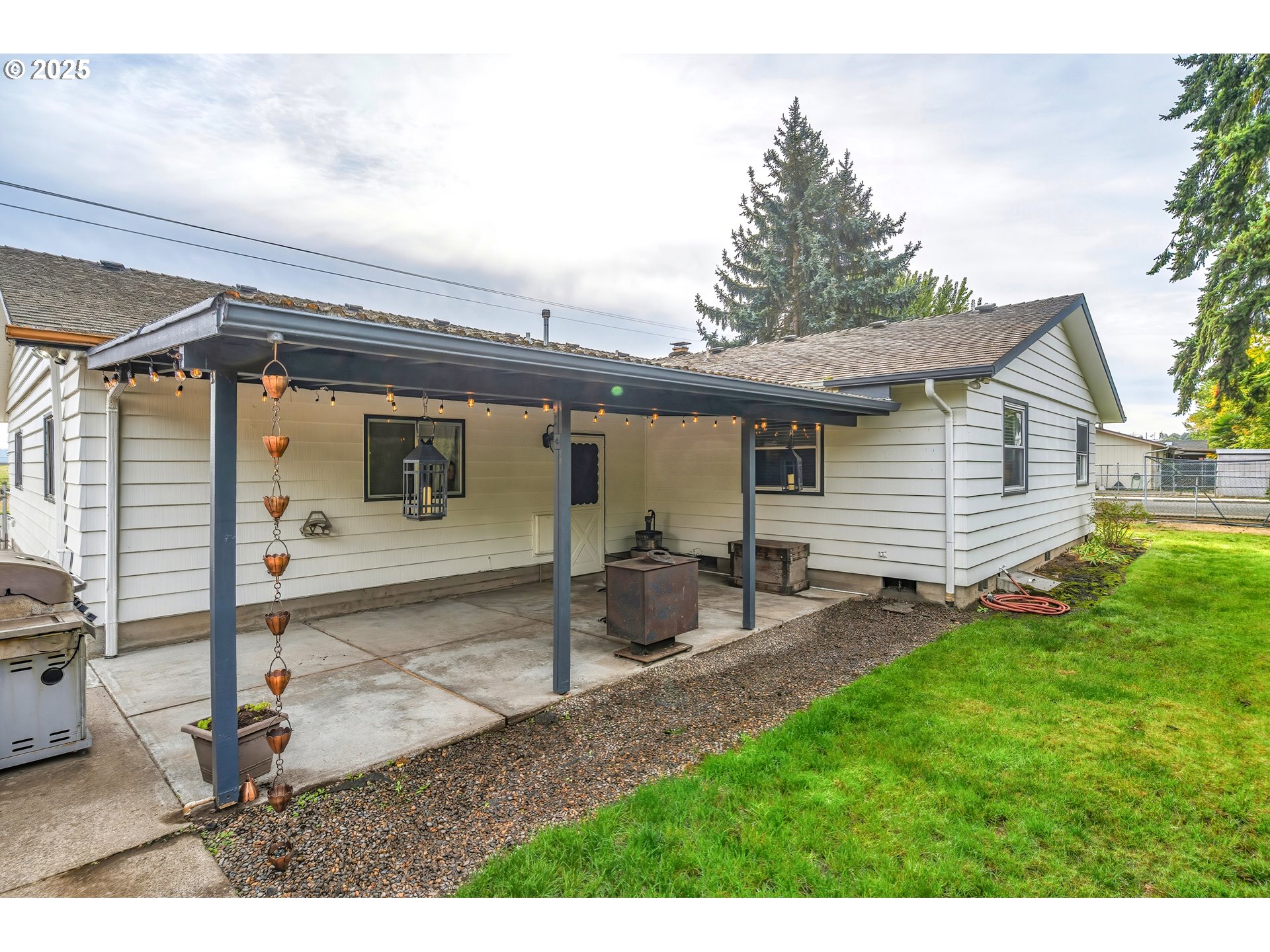 2601 Walker Road Northeast Salem, OR 97305 - Photo 35 of 43 Gallery Image 35