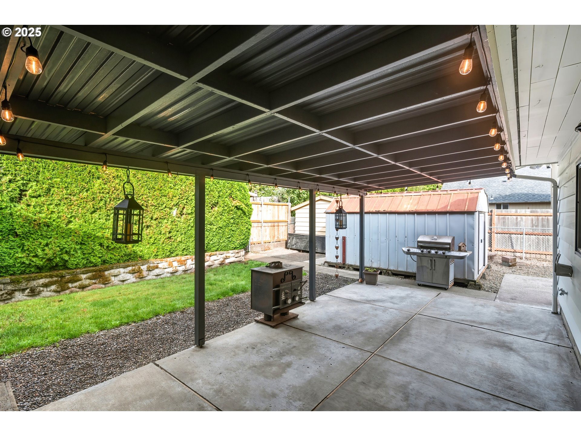 2601 Walker Road Northeast Salem, OR 97305 - Photo 37 of 43 Gallery Image 37