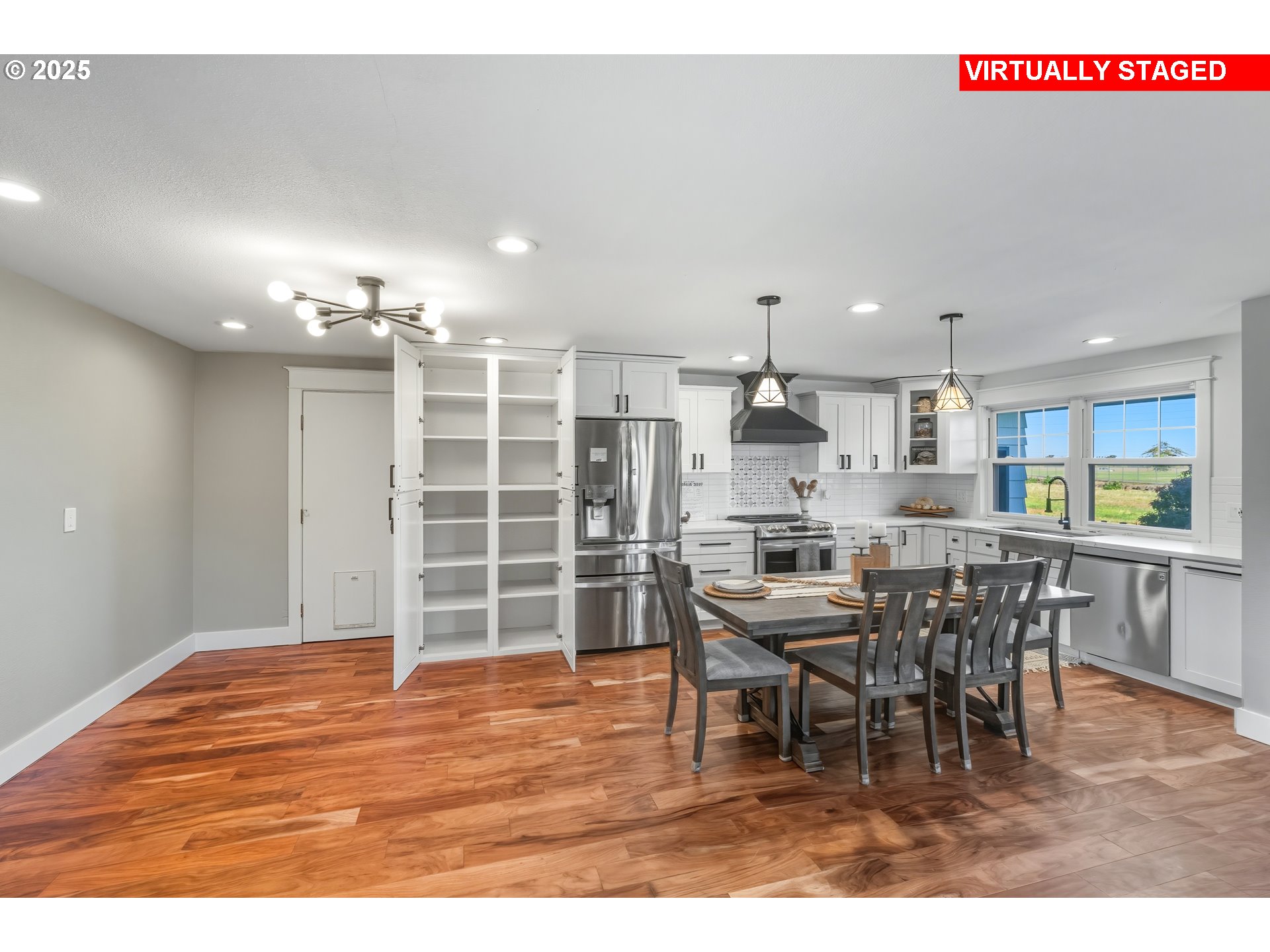 2601 Walker Road Northeast Salem, OR 97305 - Photo 5 of 43 Gallery Image 5