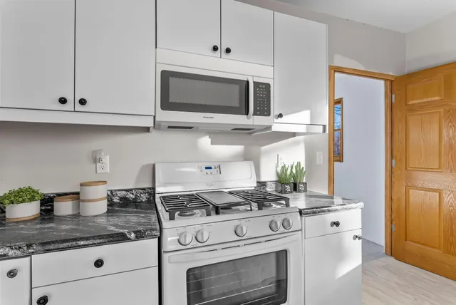 $295,000 | 23014 Highway 48, Grantsburg, WI 54840