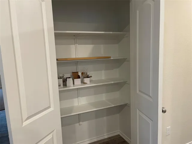 $339,500 | 105 Onna Street, Taylor, TX 76574