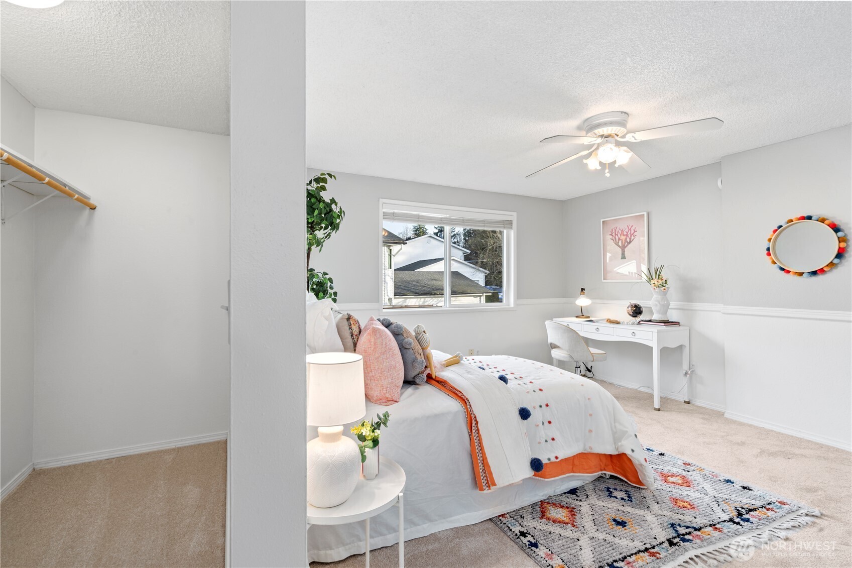 31921 46th Avenue Southwest Federal Way, WA 98023 - Photo 23 of 28 a bed room with two beds and a window