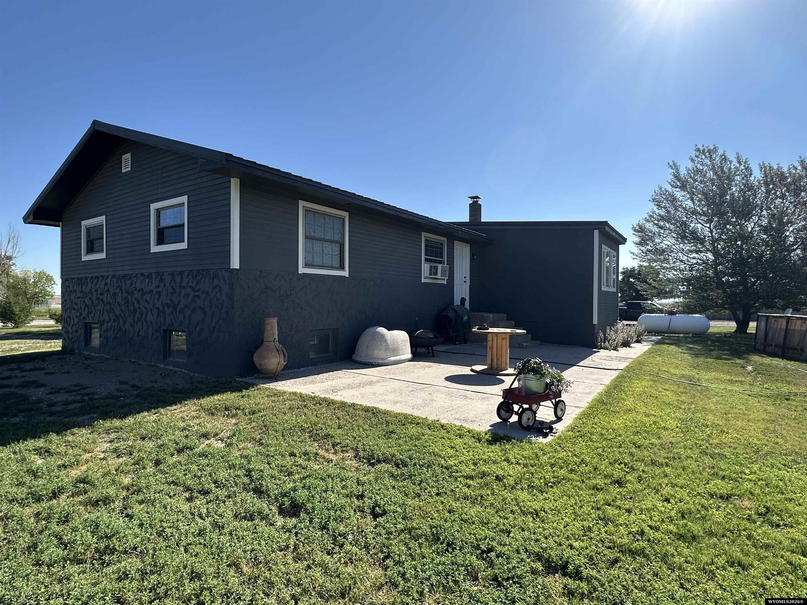 406 Boyd Street Yoder, WY 82244 - Photo 7 of 33