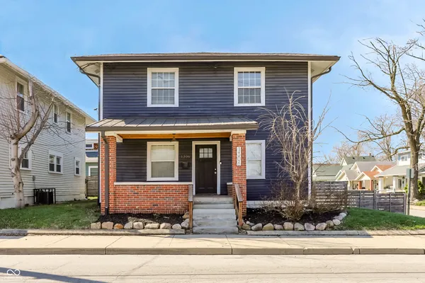 $2,800 | 1306 South East Street, Indianapolis, IN 46225