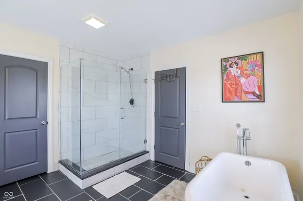 $2,800 | 1306 South East Street, Indianapolis, IN 46225