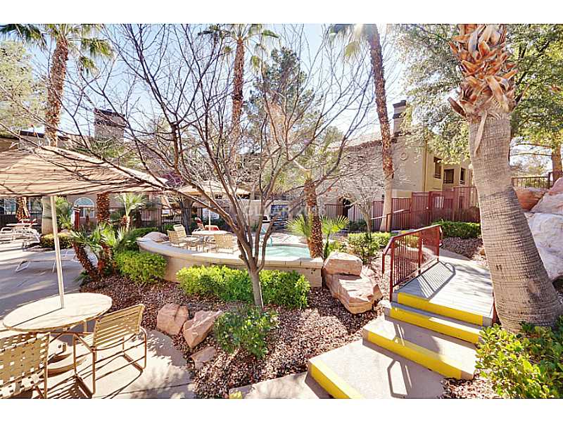 9325 West Desert Inn Road, Unit 148 Las Vegas, NV 89117 - Photo 4 of 25 Property Photo.