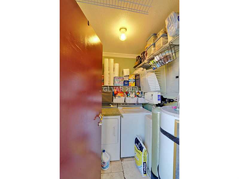 9325 West Desert Inn Road, Unit 148 Las Vegas, NV 89117 - Photo 7 of 25 Property Photo.