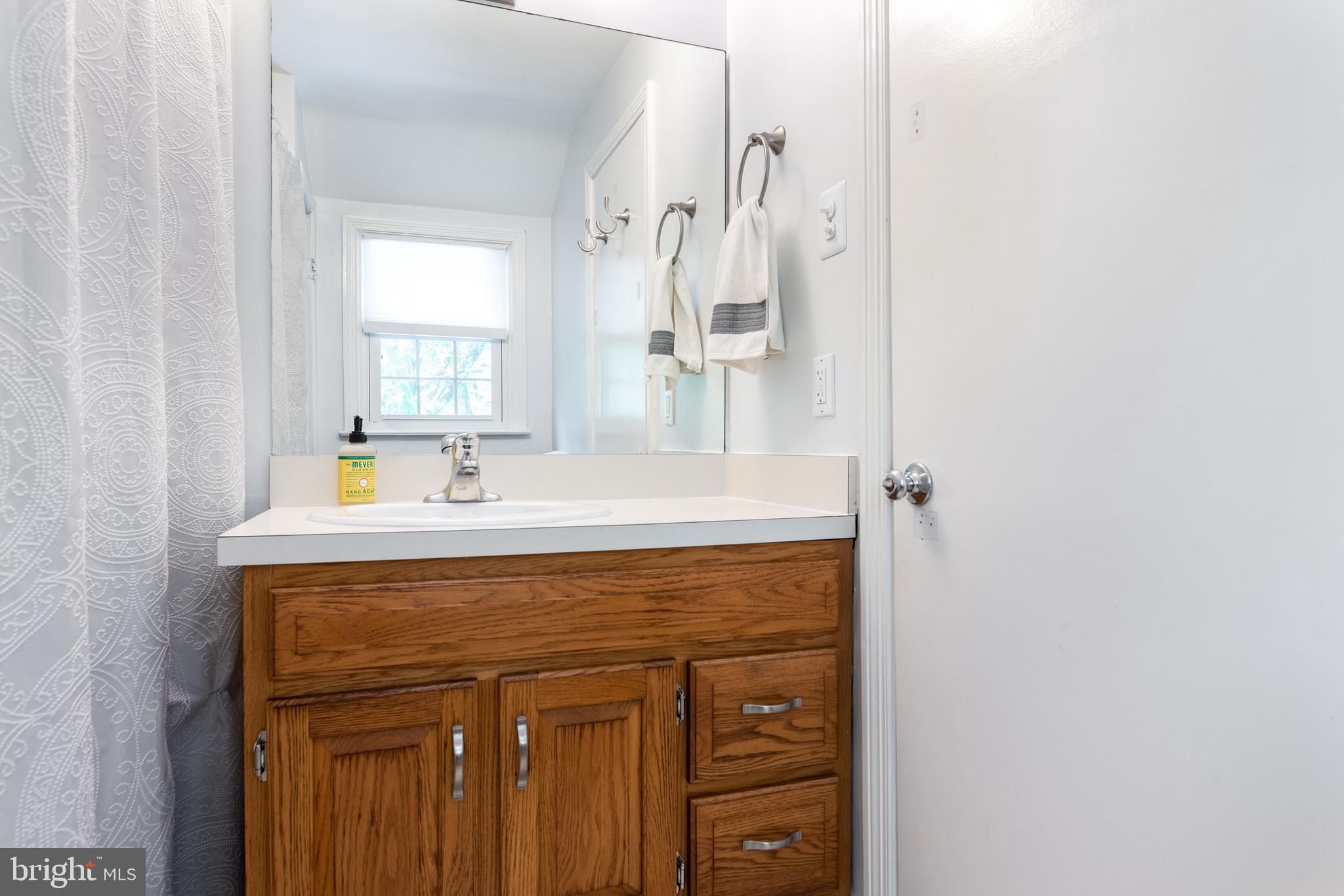 307 Rutgers Avenue Swarthmore, PA 19081 - Photo 23 of 42 Full Hall Bath