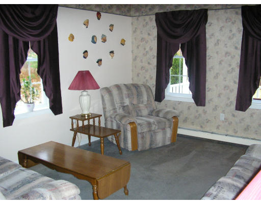 22 Ragged Hill Road Hubbardston, MA 01452 - Photo 4 of 7 Gallery Image 4