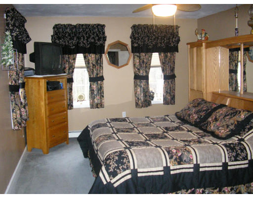 22 Ragged Hill Road Hubbardston, MA 01452 - Photo 6 of 7 Gallery Image 6