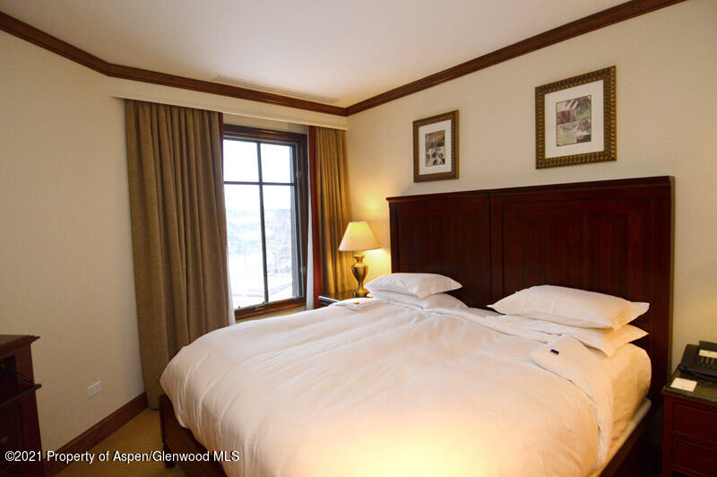 75 Prospector Road, Unit 83073 Aspen, CO 81611 - Photo 16 of 29 1st-guest-bed