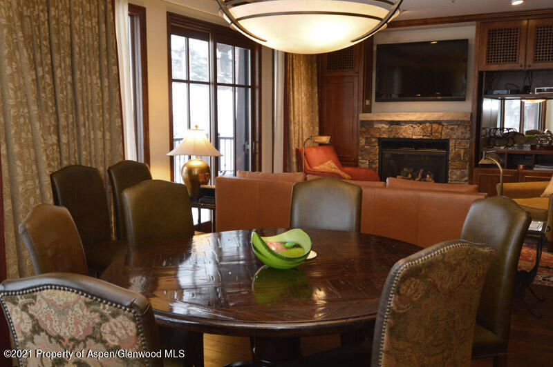 75 Prospector Road, Unit 83073 Aspen, CO 81611 - Photo 20 of 29 dining