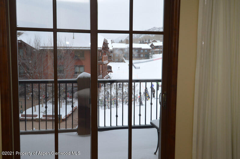 75 Prospector Road, Unit 83073 Aspen, CO 81611 - Photo 8 of 29 deck-view-7