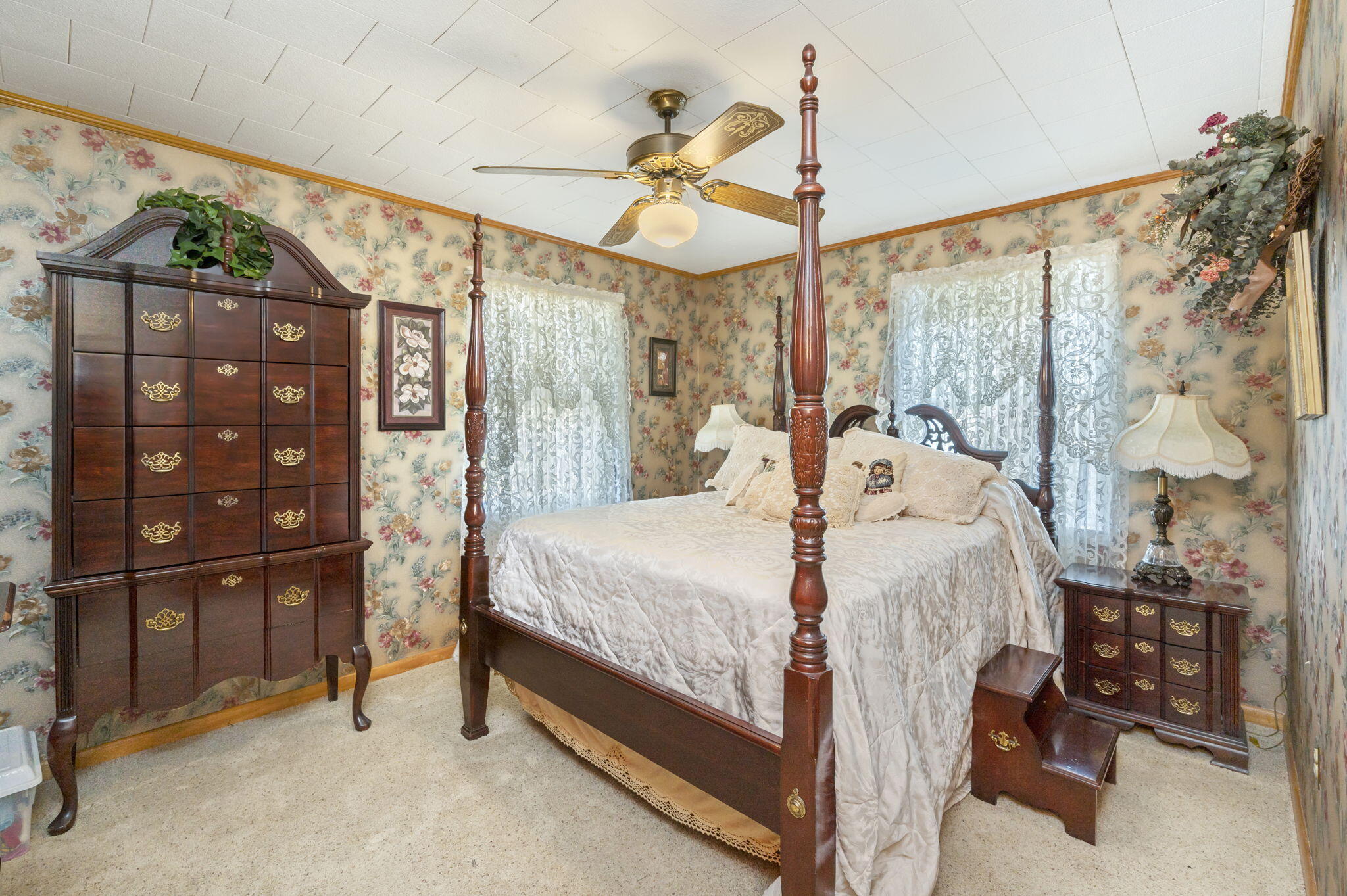 5303 Griffith Mill Road Baker, FL 32531 - Photo 21 of 58 a bed room with a bed and a window