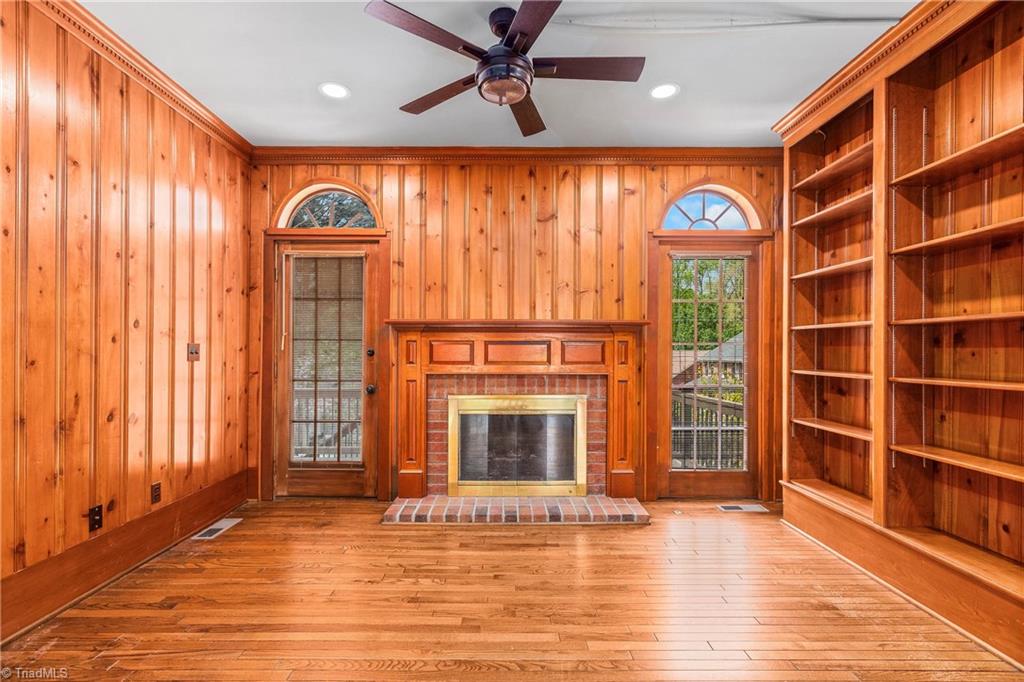 612 Rittenhouse Court Winston-Salem, NC 27104 - Photo 11 of 45 Library/Office