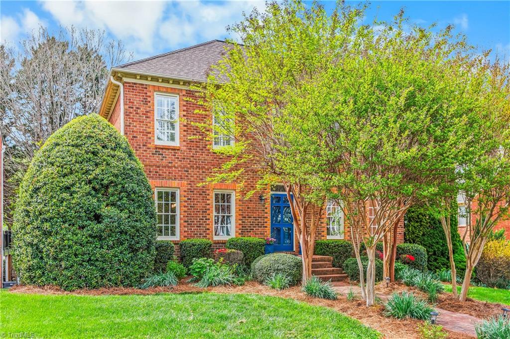 612 Rittenhouse Court Winston-Salem, NC 27104 - Photo 3 of 45 Front