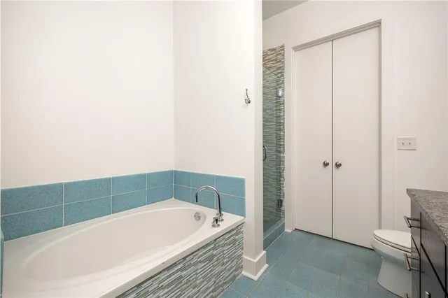 $550,000 | 200 North Highland Avenue Northeast, Unit 207, Atlanta, GA 30307