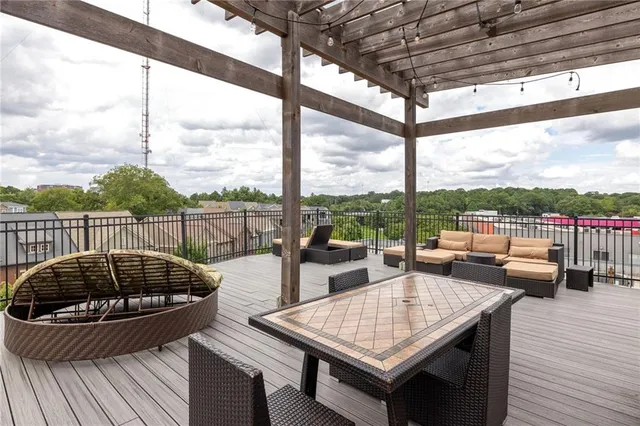 $550,000 | 200 North Highland Avenue Northeast, Unit 207, Atlanta, GA 30307