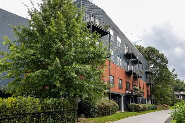 $550,000 | 200 North Highland Avenue Northeast, Unit 207, Atlanta, GA 30307