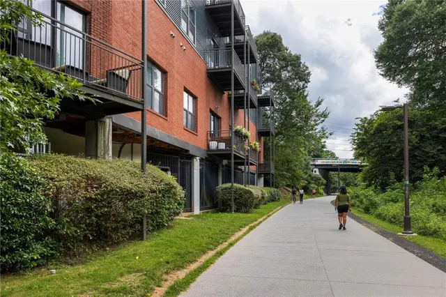 $550,000 | 200 North Highland Avenue Northeast, Unit 207, Atlanta, GA 30307