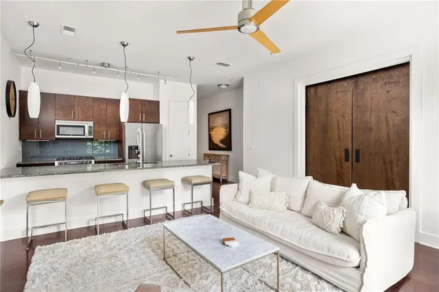 $550,000 | 200 North Highland Avenue Northeast, Unit 207, Atlanta, GA 30307