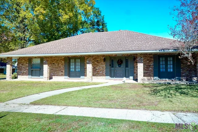 $280,000 | 13805 House Of Lancaster Drive, Baton Rouge, LA 70816