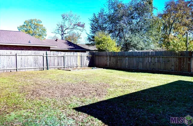$280,000 | 13805 House Of Lancaster Drive, Baton Rouge, LA 70816