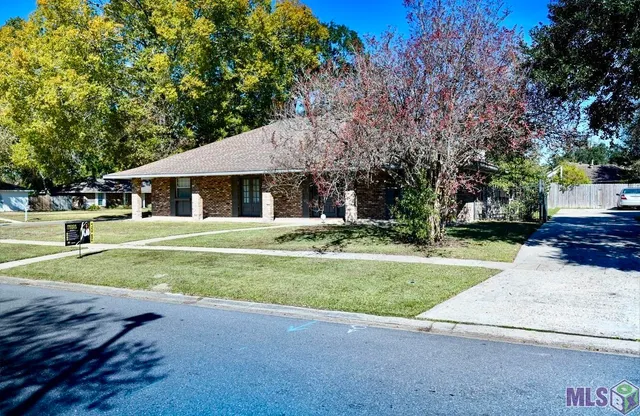 $280,000 | 13805 House Of Lancaster Drive, Baton Rouge, LA 70816
