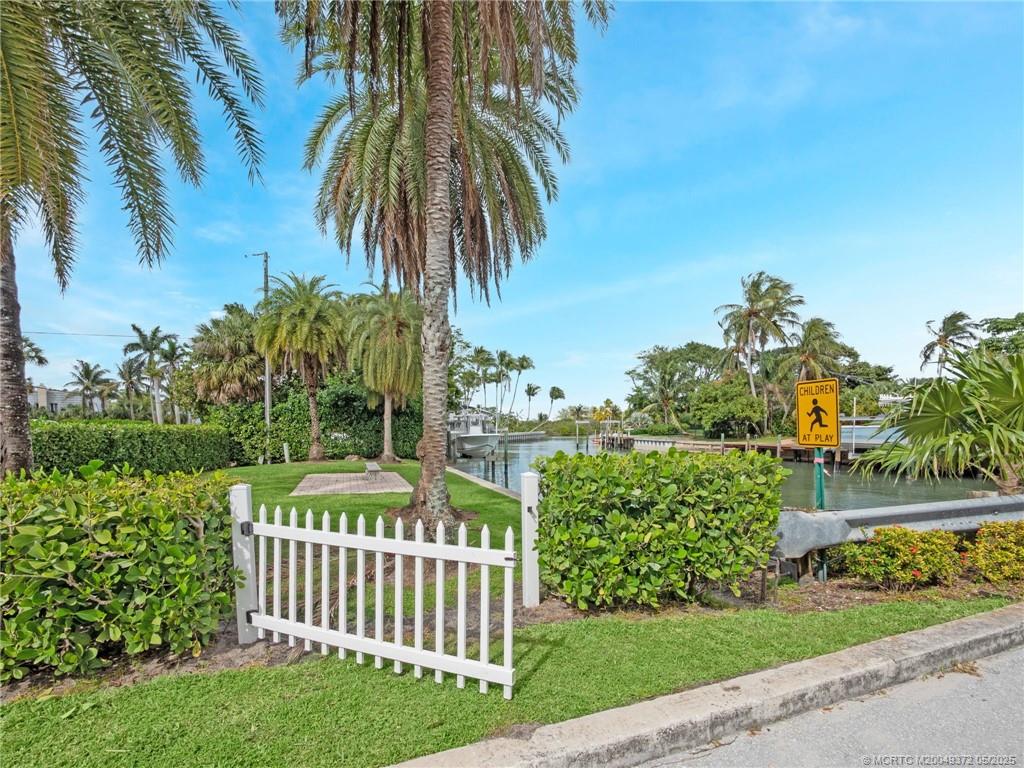 6 West High Point Road Stuart, FL 34996 - Photo 47 of 54