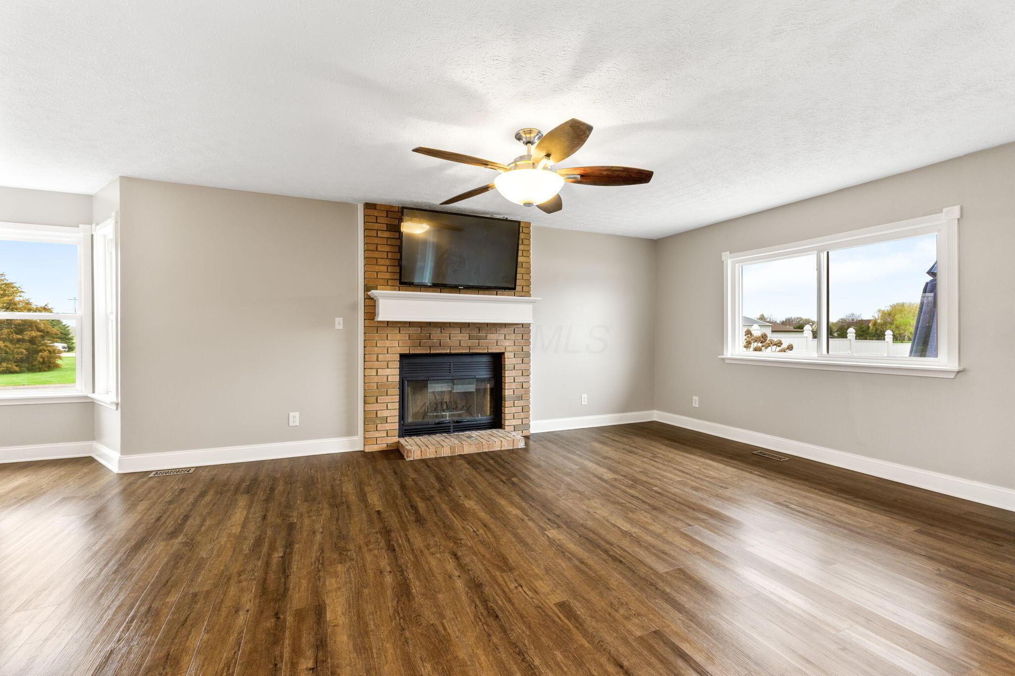 14103 Lockbourne Eastern Road Ashville, OH 43103 - Photo 19 of 73 14103 Lockbourne Eastern Rd (Interior)-1