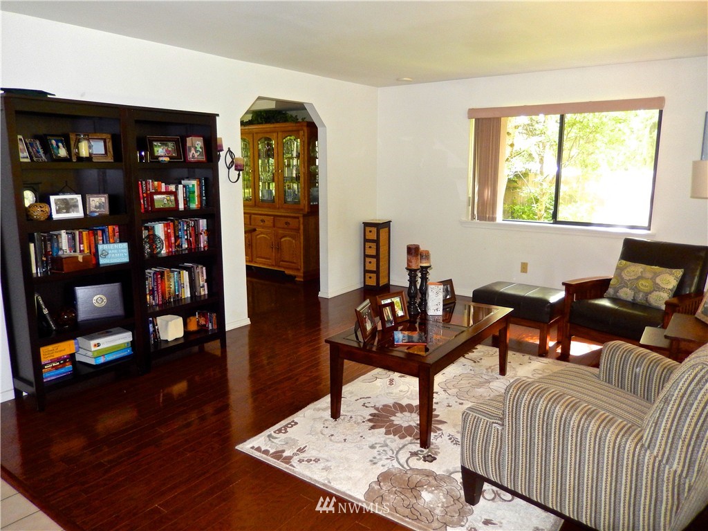 1278 Southwest Station Circle Road Port Orchard, WA 98367 - Photo 4 of 22 Gallery Image 4