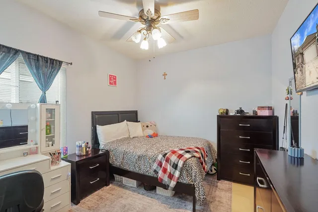 $584,950 | 922 Pearwood Circle, Lodi, CA 95242