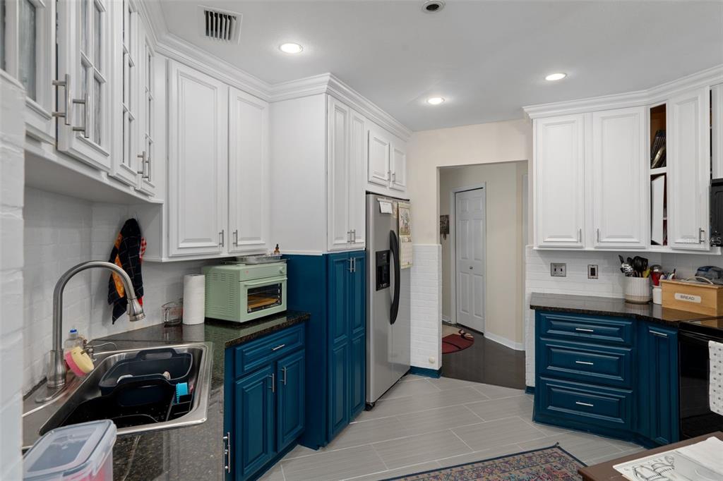 2314 Danforth Road Spring Hill, FL 34608 - Photo 15 of 36