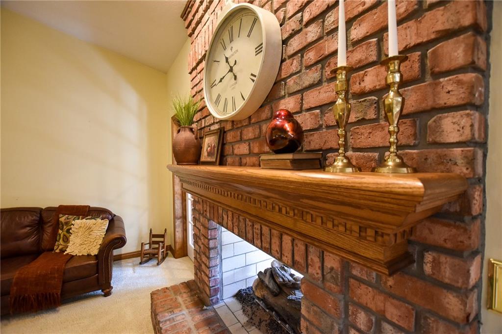 115 Shepperd Drive Butler, PA 16002 - Photo 10 of 24 a view of entryway with furniture