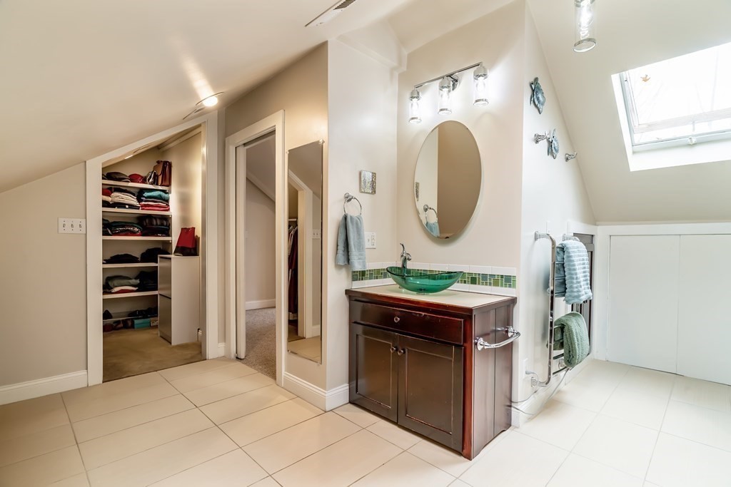 105 Adena Road, Unit 105 Newton, MA 02465 - Photo 19 of 23