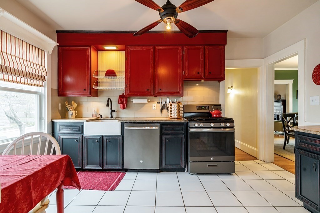 105 Adena Road, Unit 105 Newton, MA 02465 - Photo 7 of 23